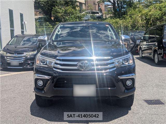 Toyota HILUX 2017-10 8343584-3
