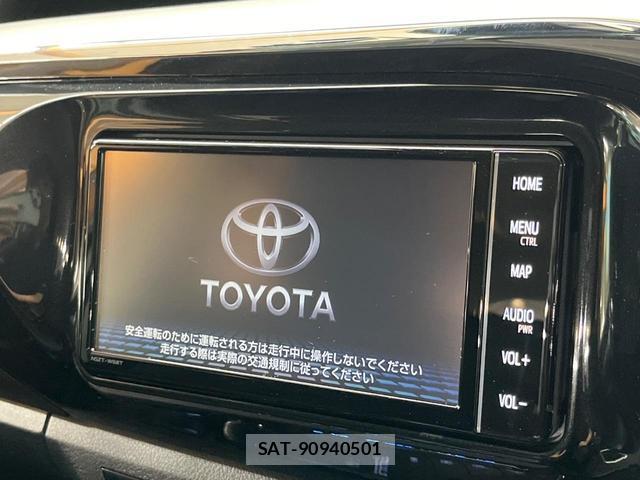 Toyota HILUX 2023-04 8343900-2