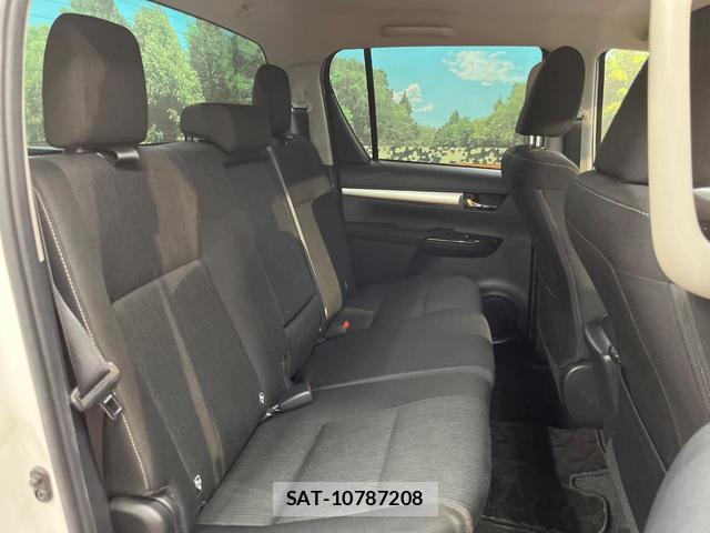 Toyota HILUX 2021-09 8343908-8