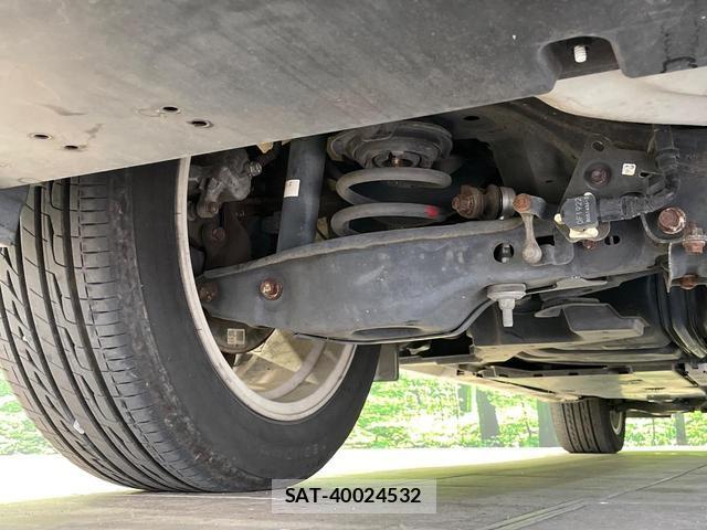 Lexus HS 2010-07 8344198-19