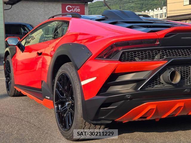 Lamborghini Huracan 2024-03 8343269-14
