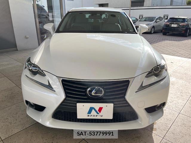 Lexus IS 2013-09 8343843-13