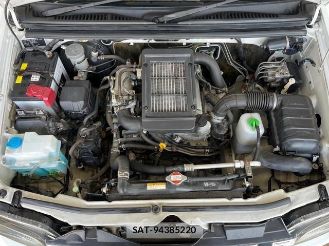 Suzuki JIMNY 2011-09 8342082-18