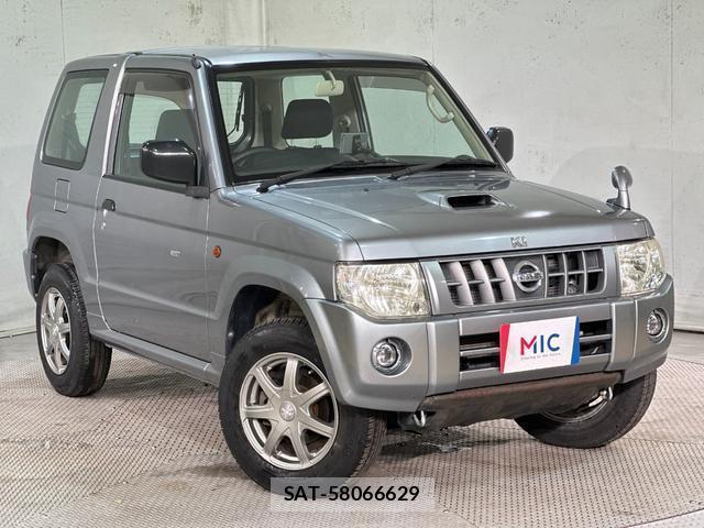 Nissan KIX 2011-08 8344361-12