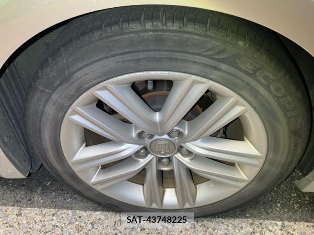 Toyota KLUGER HYBRID 2014-03 8342524-13