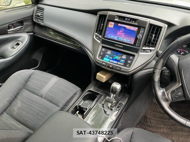 Toyota KLUGER HYBRID 2014-03 8342524-16