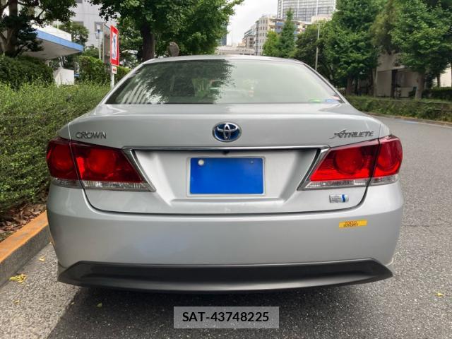 Toyota KLUGER HYBRID 2014-03 8342524-3
