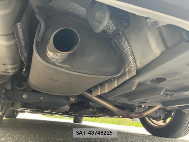 Toyota KLUGER HYBRID 2014-03 8342524-5