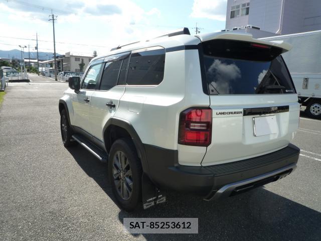 Toyota Land Cruiser 250 2024-04 8342123-6