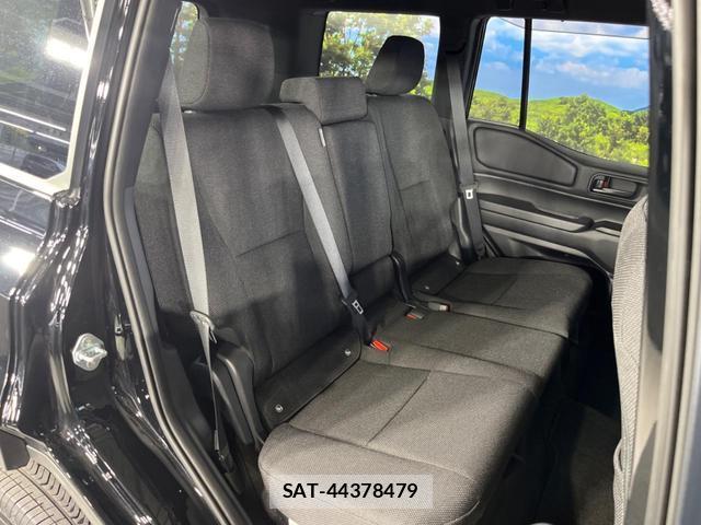 Toyota Land Cruiser 250 2025-11 8342495-9