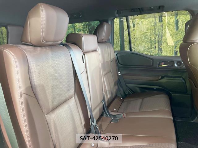 Toyota Land Cruiser 250 2024-07 8343168-8