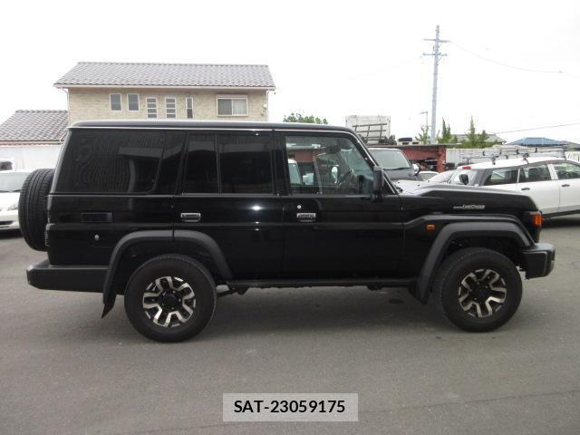 Toyota Land Cruiser 70 2024-05 8343665-3