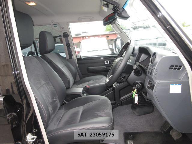 Toyota Land Cruiser 70 2024-05 8343665-5