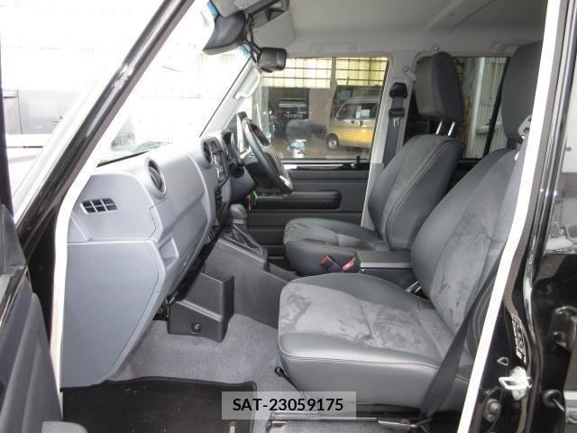 Toyota Land Cruiser 70 2024-05 8343665-6