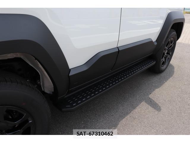 Toyota Land Cruiser FJ 2026-07 8344367-19