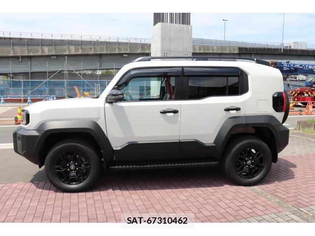 Toyota Land Cruiser FJ 2026-07 8344367-3