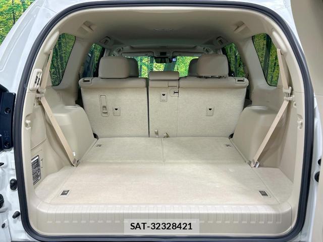 Toyota LAND CRUISER PRADO 2023-10 8343041-10