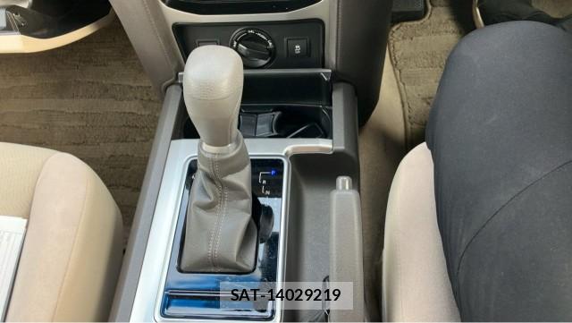 Toyota LAND CRUISER PRADO 2021-04 8343216-14