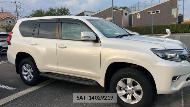 Toyota LAND CRUISER PRADO 2021-04 8343216-3