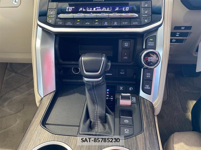 Toyota LAND CRUISER 2025-04 8343111-10