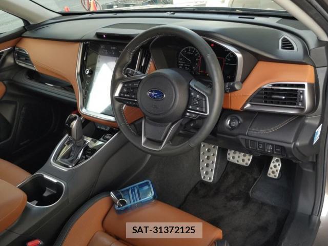 Subaru OUTBACK 2024-03 8342960-2