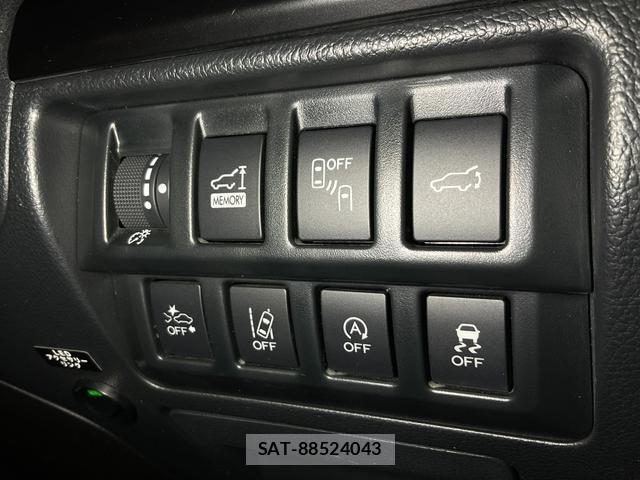 Subaru OUTBACK 2019-07 8343080-18
