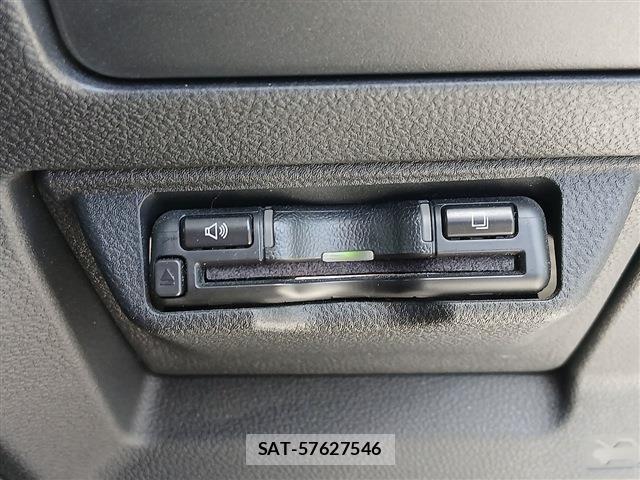 Subaru LEVORG 2021-03 8342360-4