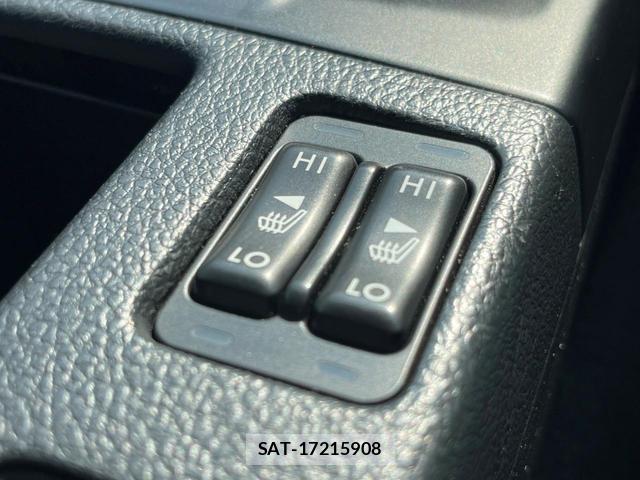 Subaru LEVORG 2018-02 8343236-8
