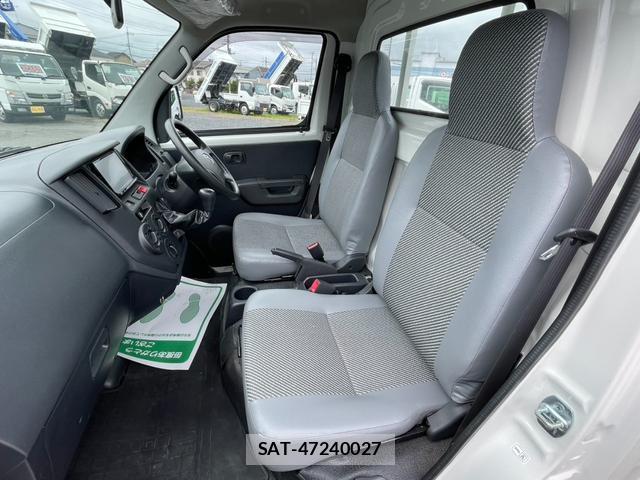 Toyota LITEACE TRUCK 2015-10 8344306-12