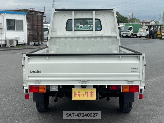 Toyota LITEACE TRUCK 2015-10 8344306-5