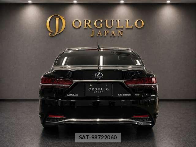 Lexus LS 2018-04 8342314-2