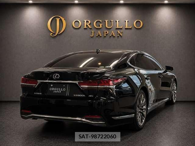 Lexus LS 2018-04 8342314-3