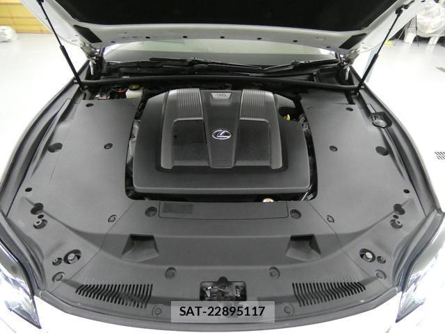Lexus LS 2018-01 8343073-19