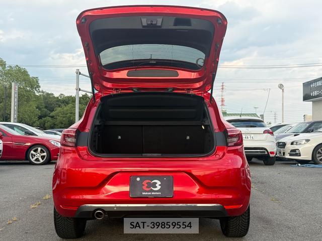 Renault LUTECIA 2021-02 8343534-13