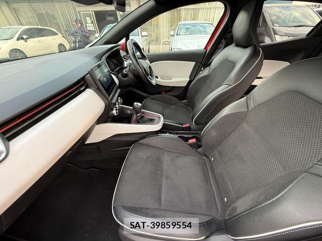 Renault LUTECIA 2021-02 8343534-15