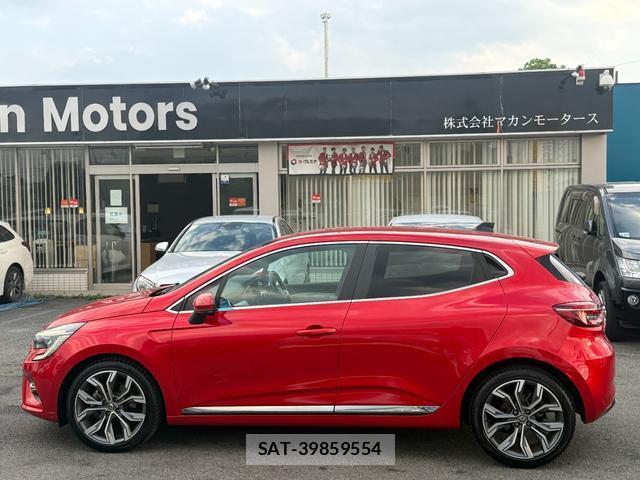 Renault LUTECIA 2021-02 8343534-7