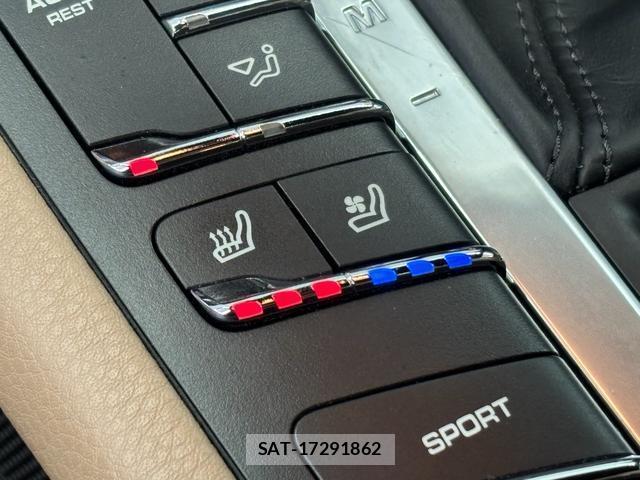 Porsche MACAN 2020-11 8343715-12