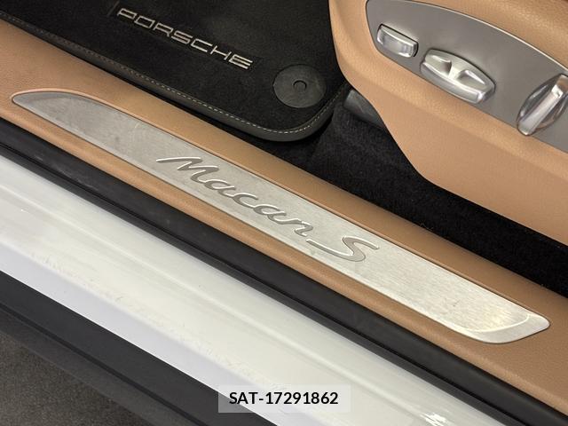 Porsche MACAN 2020-11 8343715-15