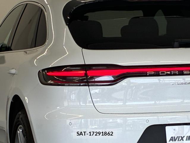 Porsche MACAN 2020-11 8343715-3