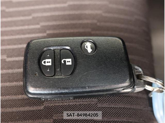 Toyota MARK X 2019-12 8342450-19