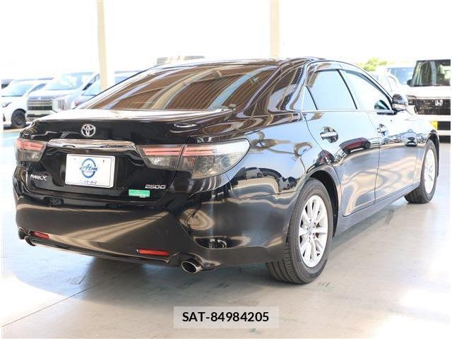 Toyota MARK X 2019-12 8342450-6