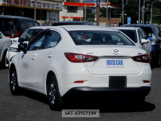Mazda MAZDA2 2022-06 8342933-14