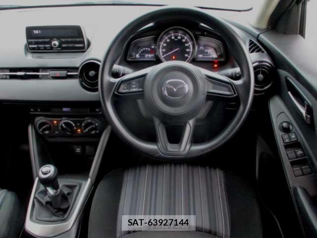Mazda MAZDA2 2022-06 8342933-2