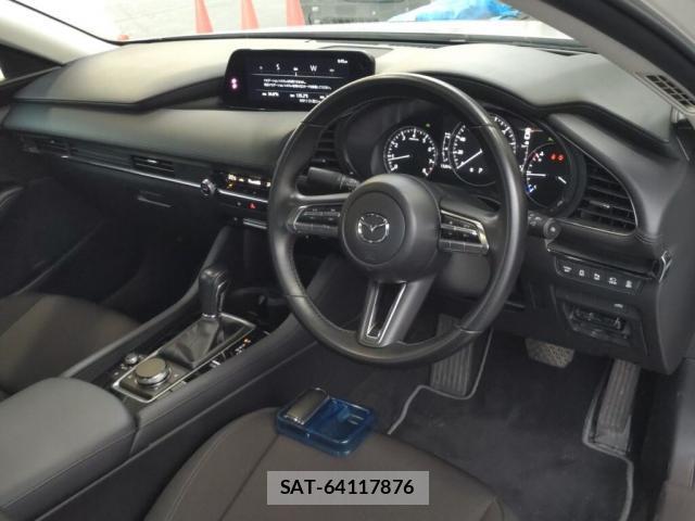 Mazda MAZDA3 2021-11 8342962-2