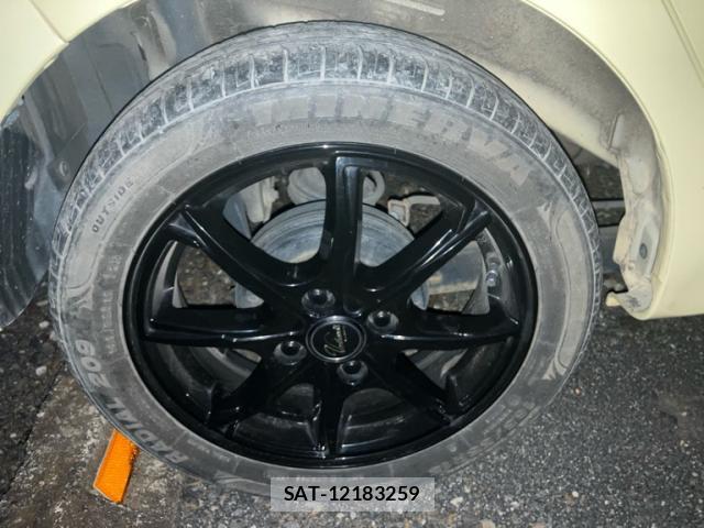 Daihatsu MIRA 2014-04 8342175-4