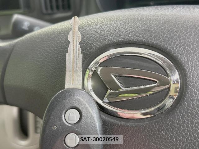 Daihatsu MIRA 2013-03 8342521-3
