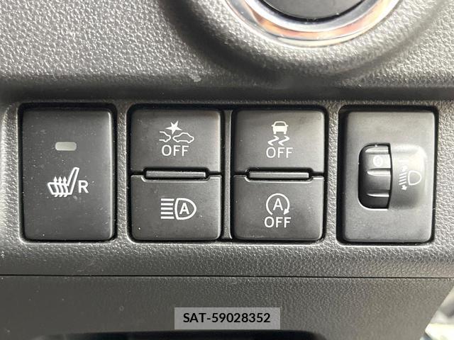 Daihatsu MOVE 2017-08 8344309-4
