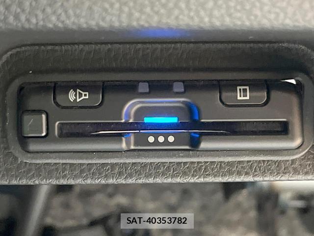 Honda N-VAN 2023-04 8343364-4