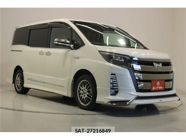 Toyota NOAH 2018-11 8342138-7