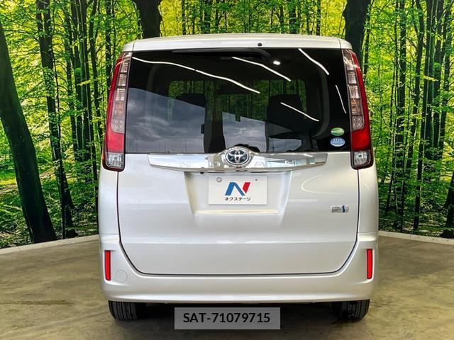 Toyota NOAH 2014-03 8342183-13